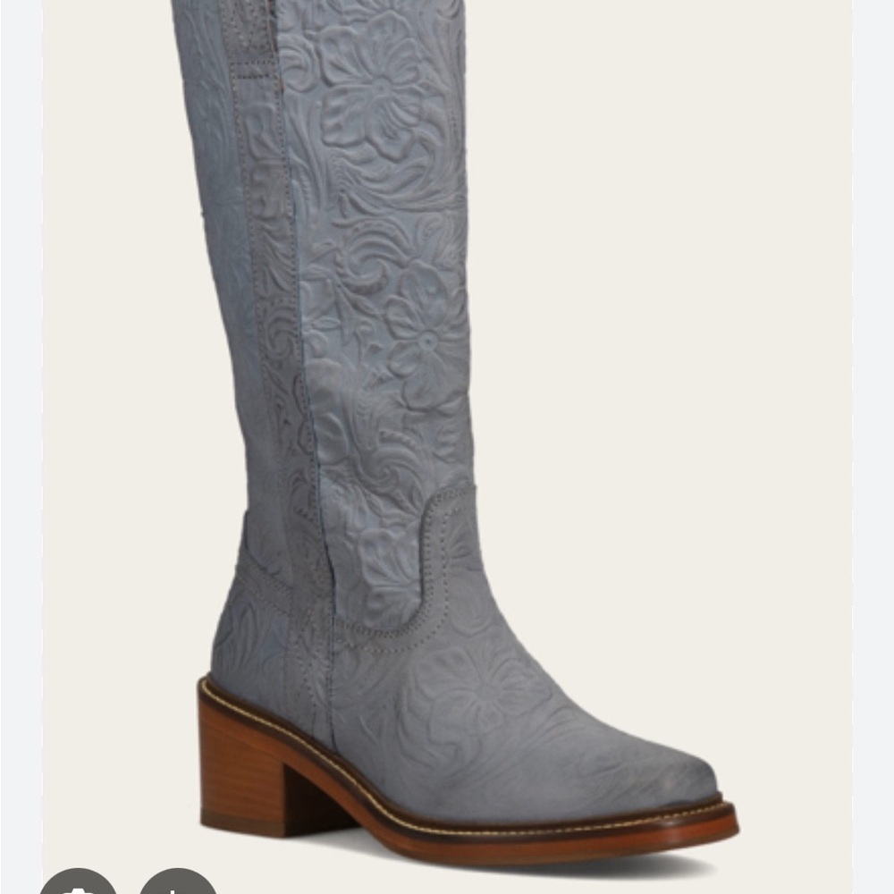 Frye Kate Gray Embossed Heeled Boots Pull On size 7